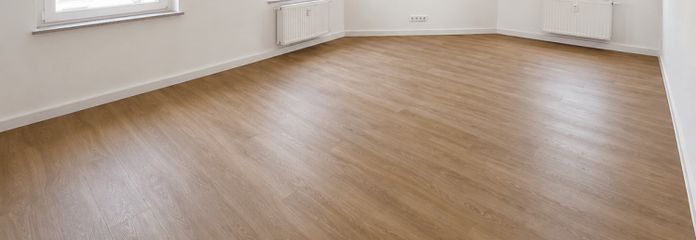 Markkleeberg 3-Zimmer-Wohnung - lichtdurchflutet, neu saniert, Badewanne