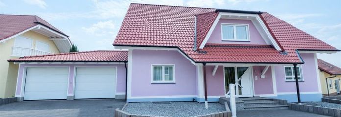 Panoramablick inklusive – Repräsentatives Familienanwesen mit Einliegerwohnung