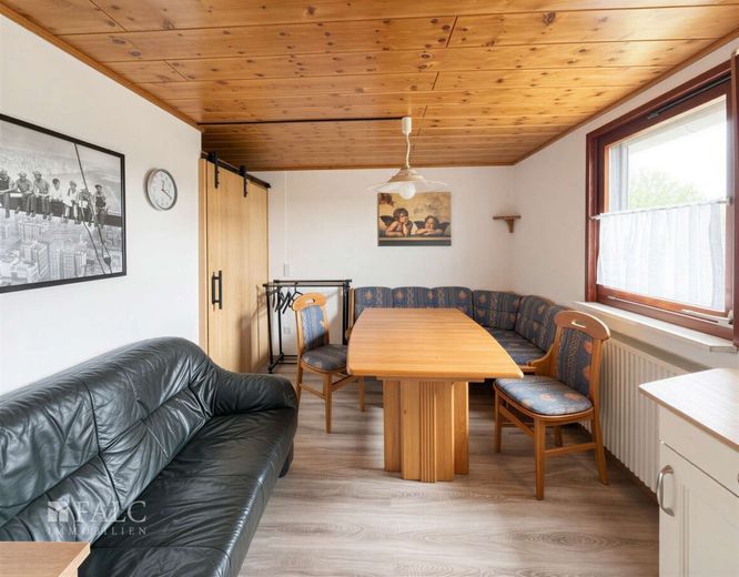 Charmantes Fachwerkhaus mit Scheune, Garten &amp; vielseitigen Nutzungsmöglichkeiten – Esszimmer 1.OG