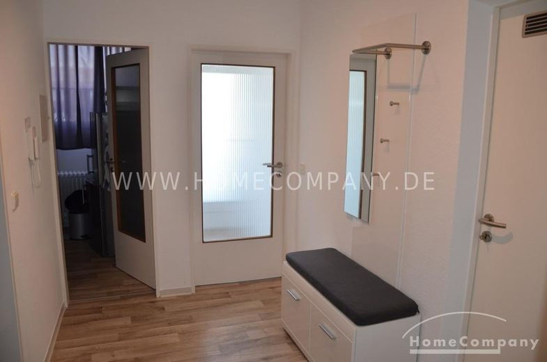 Schöne 1 Zi.Whg., möbliert, 3. OG, mit Balkon. – cf504e2c403414c2cc16a480af355f7faa5c2dac.jpg