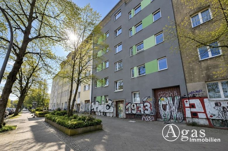 3-Zimmer-Wohnung mit direktem Aufzugszugang am Görlitzer Park, Berlin Kreuzberg – Außenansicht