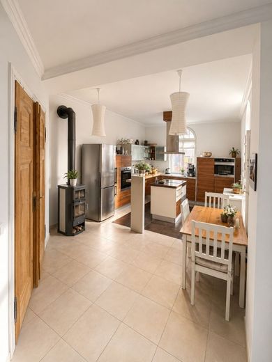 PROVISIONSFREI|Repräsentative Stadtvilla mit 3 Wohneinheiten, Dachterrasse &amp; Parkgrundstück – EBK im Erdgeschoss