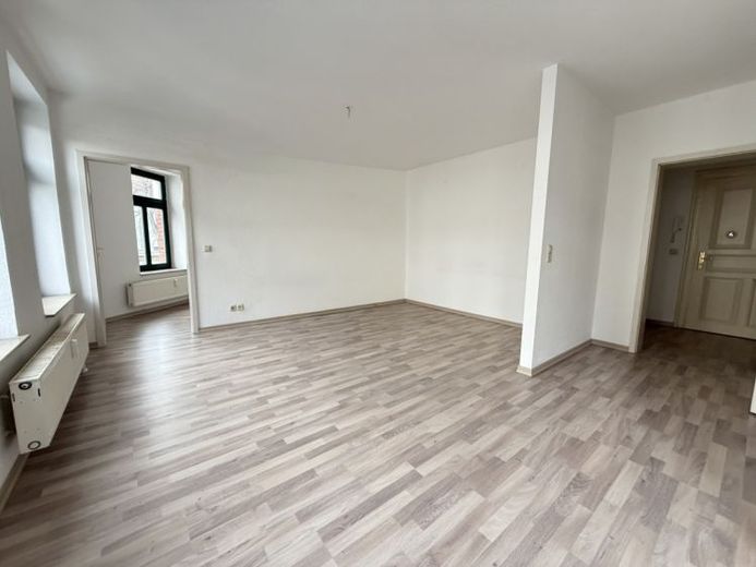 Vacant 2-room apartment in Leipzig-Mockau: possible gross yield of approx. 5.1% – Photo 1