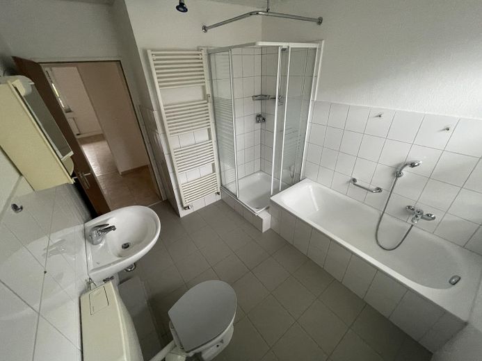 Appartamento di 3 locali con balcone in posizione tranquilla – Bad