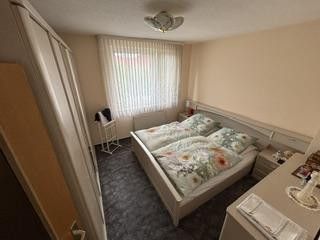 Charmant vrijstaand huis met balkon, garage en tuin – uw nieuwe thuis in Prausitz – Schlafzimmer OG