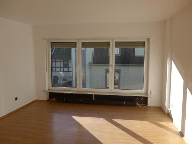 Helle grosszügige 3-Zimmer-Wohnung + Wohnküche + Bad + Gästetoilette, Stadtmitte von Rodalben – Foto 2