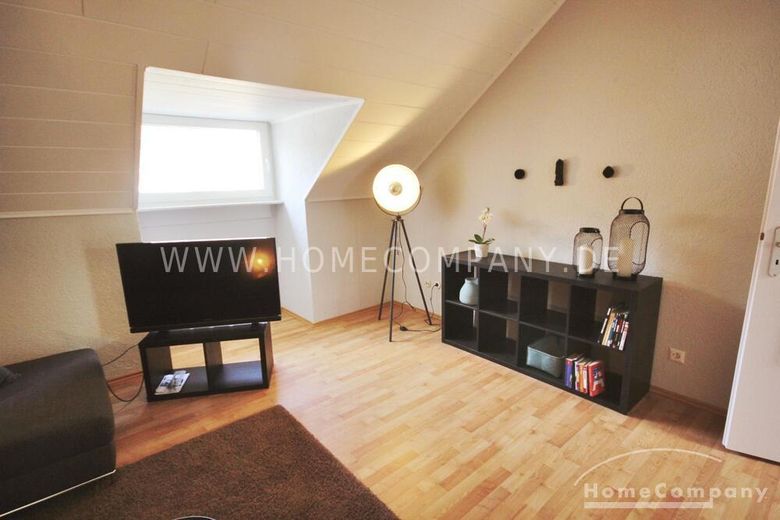 Bockenheim (8064303) Helle möblierte Dachwohnung in guter Lage – e81f5b3821dc426634740298051622f74446034f.jpg