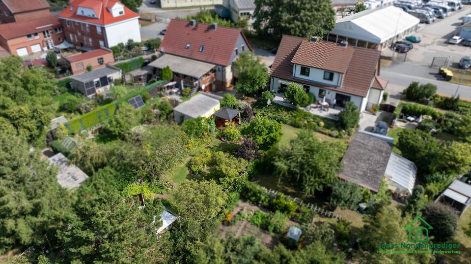 Doppelhaushälfte mit Garten - für den Käufer provisionsfrei – Foto 9