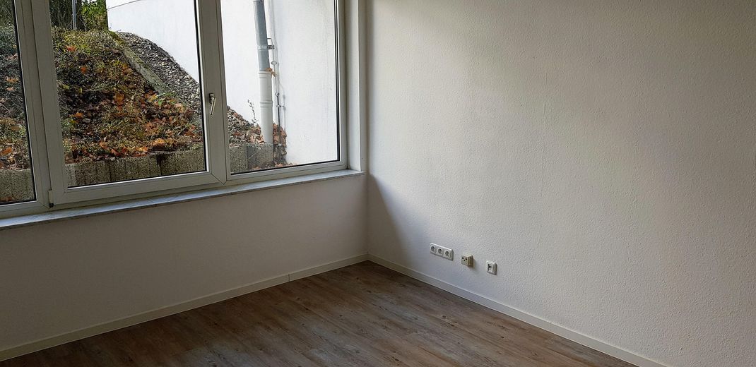1-Zimmer-Appartement mit Küche und Stellplatz – direkt an Mainzer Stadtgrenze – Foto 2