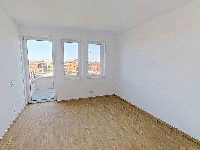 Vivienda moderna en Kronsrode: piso de 4 habitaciones con COCINA EQUIPADA, BALCÓN y LOGIA – Schlafzimmer I