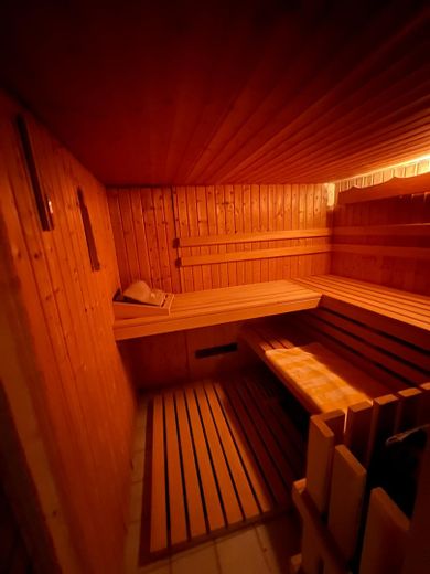 Sauna (Keller)