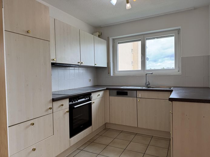 3,5-Zimmer-Wohnung mit Balkon & Garage – ideal für Grenzgänger (Nähe Rafz) – Foto 13