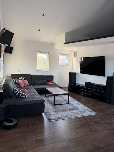 Penthouse-Feeling: 123 m² Design-Refugium aus 2 Einheiten mit XXL-Südterrasse (Provisionsfrei) – Foto 10