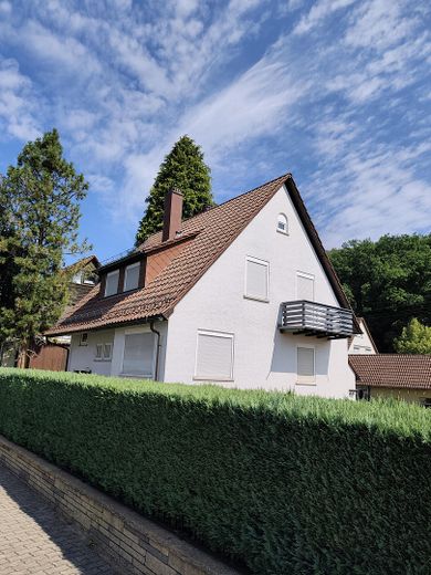Ein/Zweifamilienhaus in Otterberg Bachlauf Garten – Foto 1