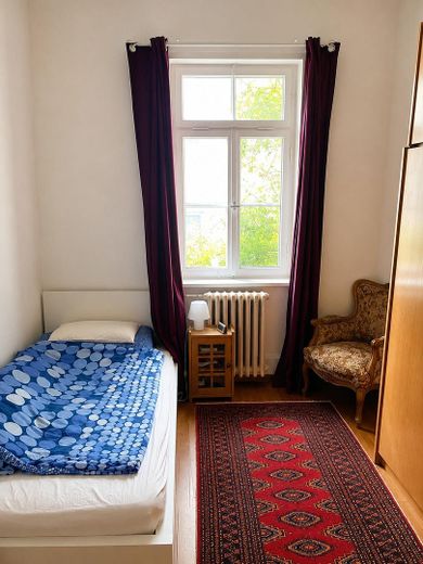 EG: Zimmer 2