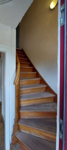 Hazır bir ev değil. Kendi EVİNİZİ yaratma fırsatı – Treppe