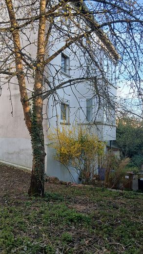 MFH mit 3 Wohnungen - Zentrale Lage - Freistehend – Foto 4