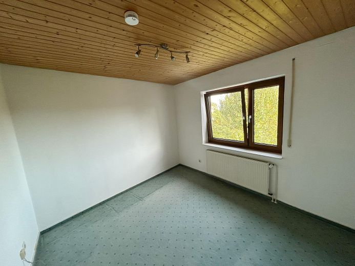 Familienparadies mit Traumgarten am Leiselsee – ruhiges Wohnen mit perfekter Anbindung – Jugendzimmer