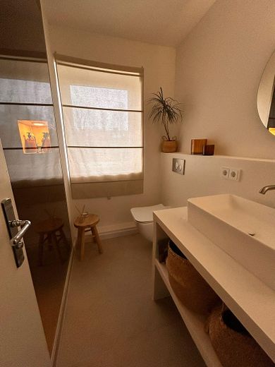 saniertes Badezimmer 