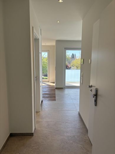 Exklusive 2-Zimmer-Neubauwohnung mit Balkon – Flur