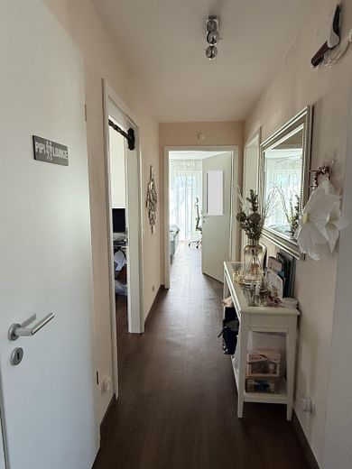 PROVISIONSFREI: 115 m² Familientraum in Top-Lage Hanau-Wolfgang – Flur