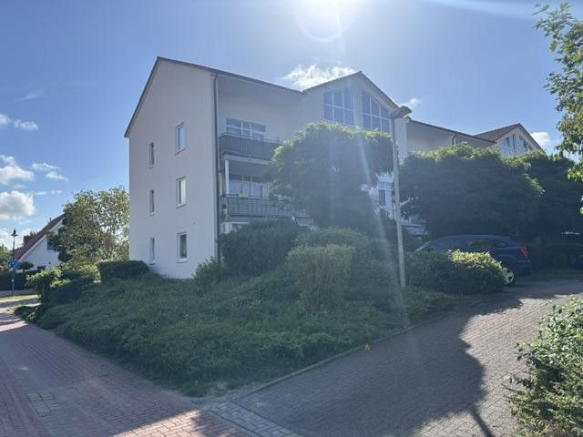 Traumhaft sanierte 3-Zimmer-Wohnung in Rethen (89 m² | Erstbezug | Einbauküche & Stellplatz) – Haus außen