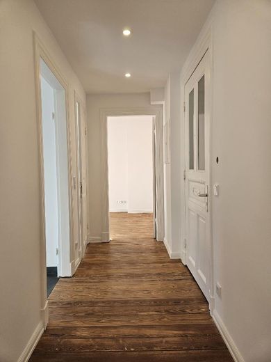 Erstbezug nach Sanierung – 2‑Zimmer‑Wohnung ideal auch für 2er‑WG in Top‑Lage Eppendorf – Flur