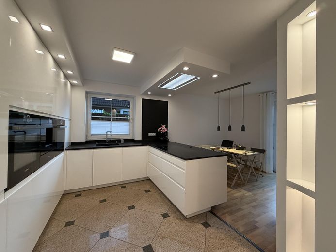 Licht, Luxus, Lebensqualität – Einfamilienhaus mit Charakter – फोटो 13