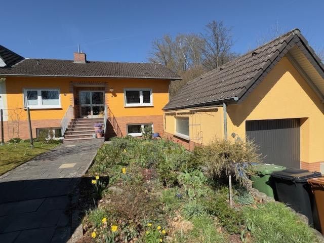 Haus und Garage