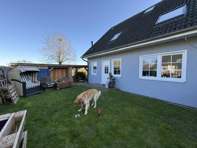 Schöne Doppelhaushälfte fußläufig zur Ostsee – Garten