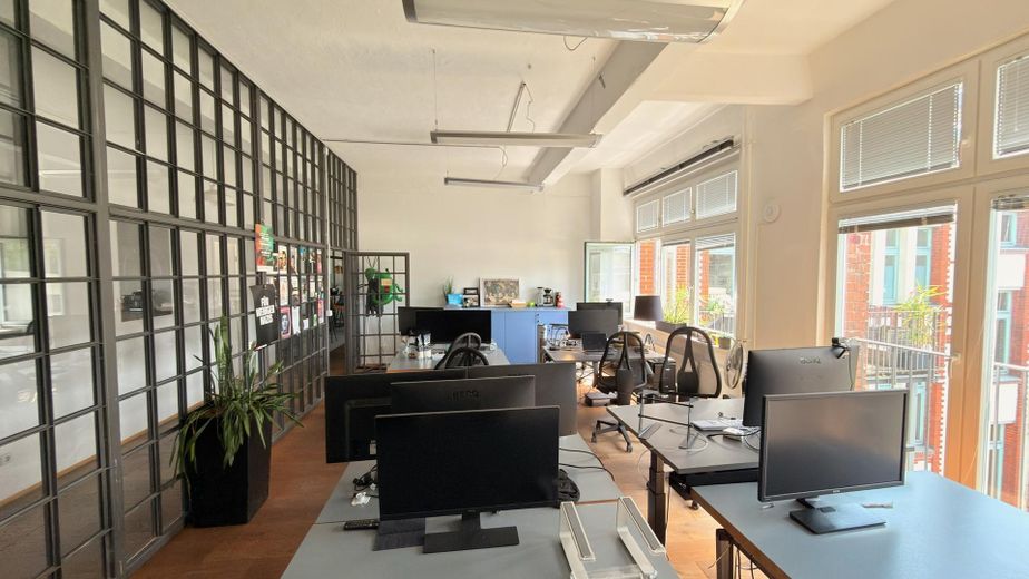 Großzügige Loft-Bürofläche in Kreuzberger Top-Lage Nähe Paul-Lincke-Ufer – Office