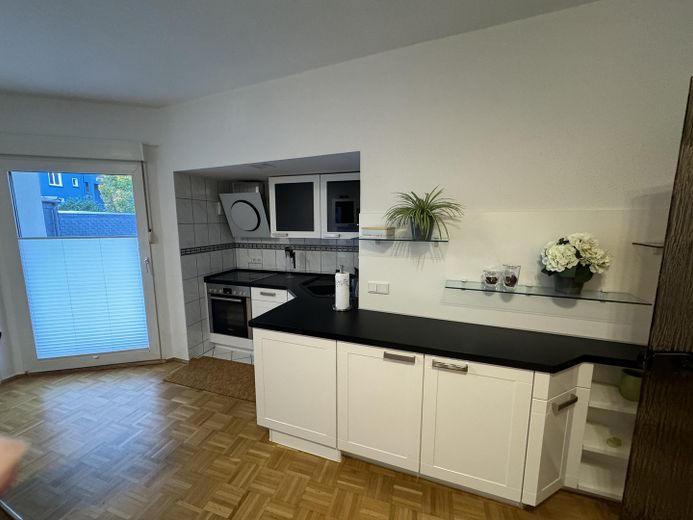 Außergewöhnliche 2,5-Zimmer-Wohnung nahe Uniklinikum – mit Einbauküche, Balkon & Sonnenterrasse – Foto 5