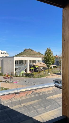 Ruime 6-kamerwoning op de hoge begane grond met twee terrassen in Weinsberg – Foto 1