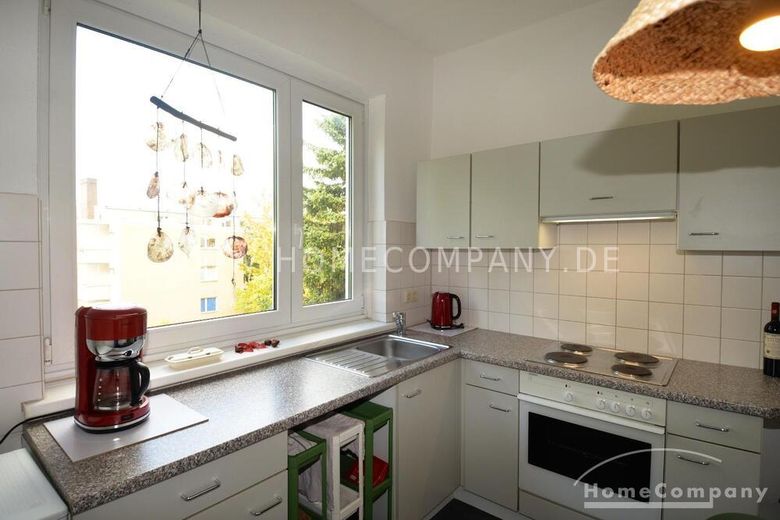 Piękne centralnie położone mieszkanie w pobliżu Hohenzollernplatz – e4d263155ff31a7a0ecc4b6826f792babdb5b409.jpg
