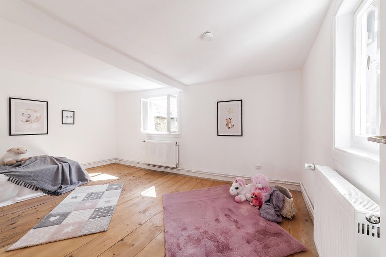 Traumhaftes Fachwerkhaus mit großem Grundstück und Terrasse – Kinderzimmer I