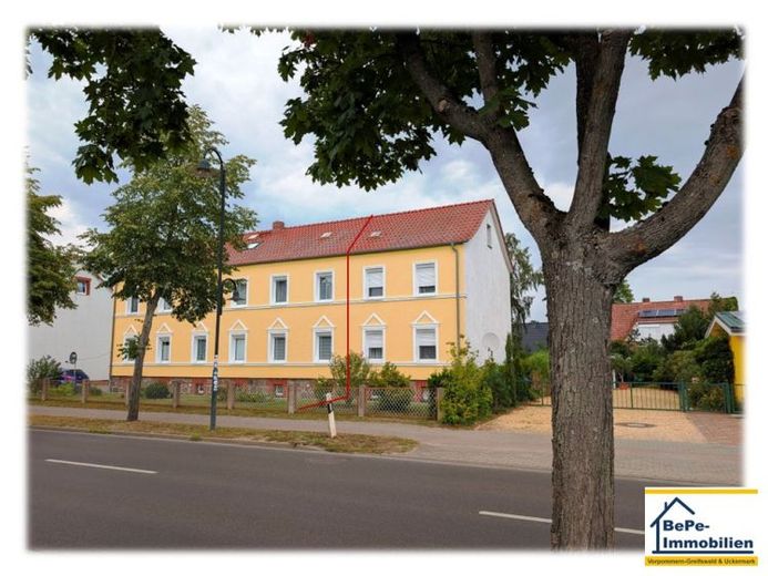 BePe-Immobilien- Solides, modernisierungsbedürftiges Reihenendhaus mit Garten zu verkaufen – Foto 1
