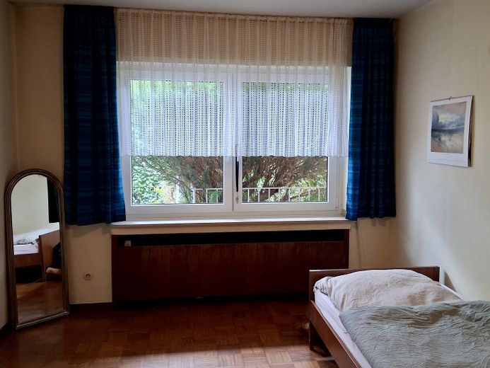 Bungalow im Grünen - provisionsfrei – Blick zum Garten 