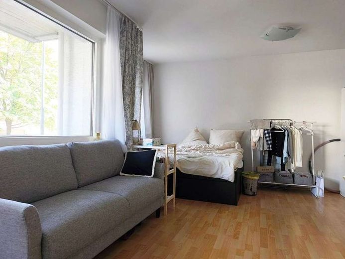 Appartamento di 38 m² con balcone e riscaldamento a pavimento in vendita ad Aquisgrana – Foto 1