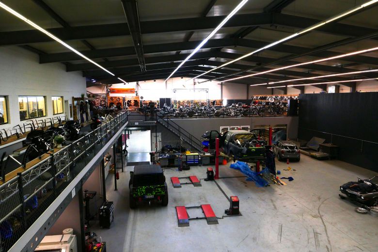 Mögliche Padel Ball Halle direkt vom Eigentümer zum Kauf oder Vermietung – Halle