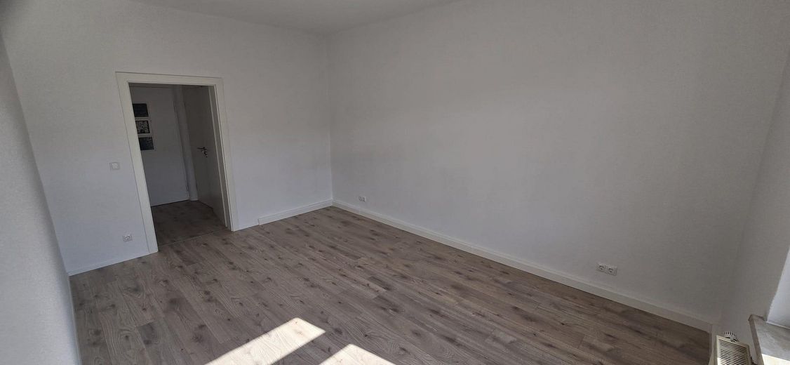 Neu sanierte 2-Raum Wohnung im Zentrum von Rodewisch – Schlafzimmer