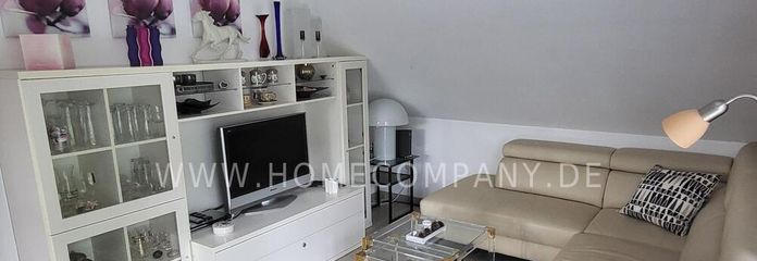 Köln-Holweide'de çatı teraslı mobilyalı 2 odalı daire! – 0bfac0300061303a9537153d972e6d89411a4522.jpg