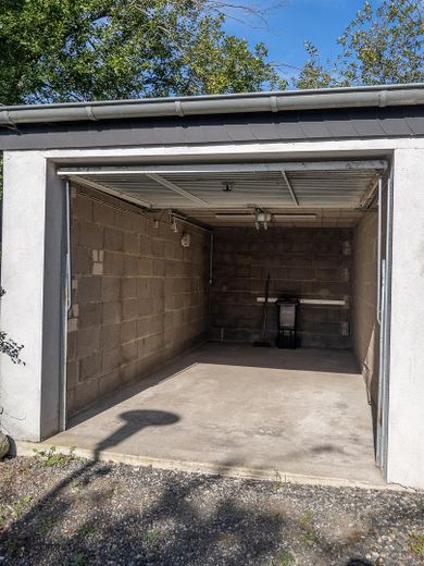 Charmante 3Z-Maisonette-Wohnung mit großem Balkon und Blick ins Grüne in Stolberg-Donnerberg – Garage