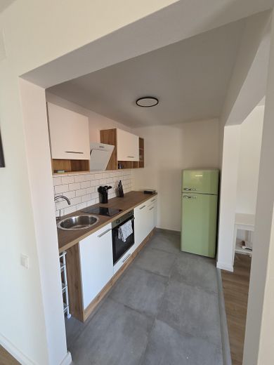 Möblierte 2Z-Wohnung im Zentrum - Wohnen auf Zeit ab 1.11 – Küche