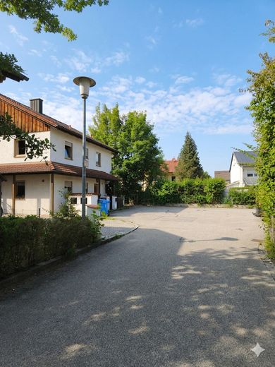 Provisionsfrei - Freistehendes Einfamilienhaus mit großem Garten nahe Stadtplatz und Innauen – Wendehammer
