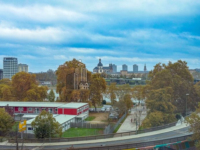 ATIK: Repräsentative Büroflächen im obersten Stockwerk mit exzellenter Aussicht – Ausblick