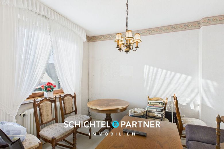 Ohlenhof | Geräumiges Dreiparteienhaus mit großem Grundstück und Gewerbe – S&amp;P | Esszimmer