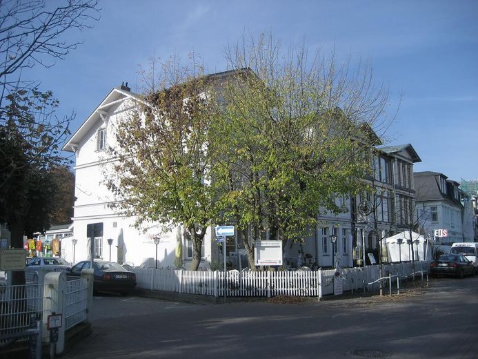 1. Reihe an der Ostsee, seltene Gelegenheit auf der Sonneninsel Usedom im Kaiserbad Ahlbeck – Foto 4