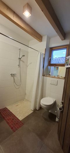 Arrivare. Respirare. Sentirsi a casa. Casa d'architetto in costruzione ecologica in legno – EG Bad Nord-West