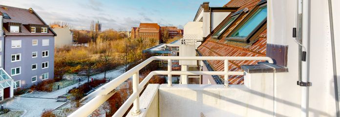Süd-Balkon / South Balcony