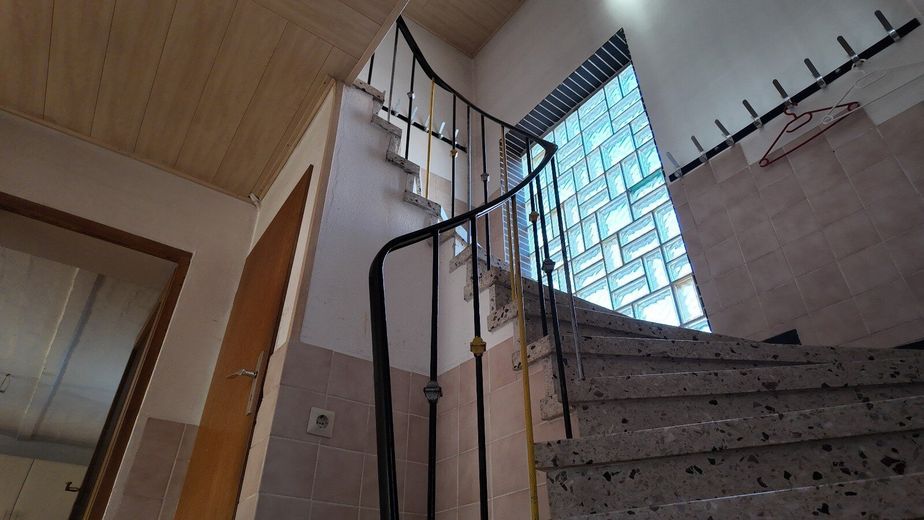 Herleshausen, EFH + Nebengeb. – Foto 6